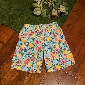 Kim Rogers size 10 tropical shorts.  Inseam 8”